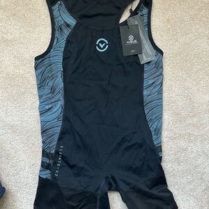 VIRUS Athletic Powerlifting Singlet - Size L - Women’s - Never worn